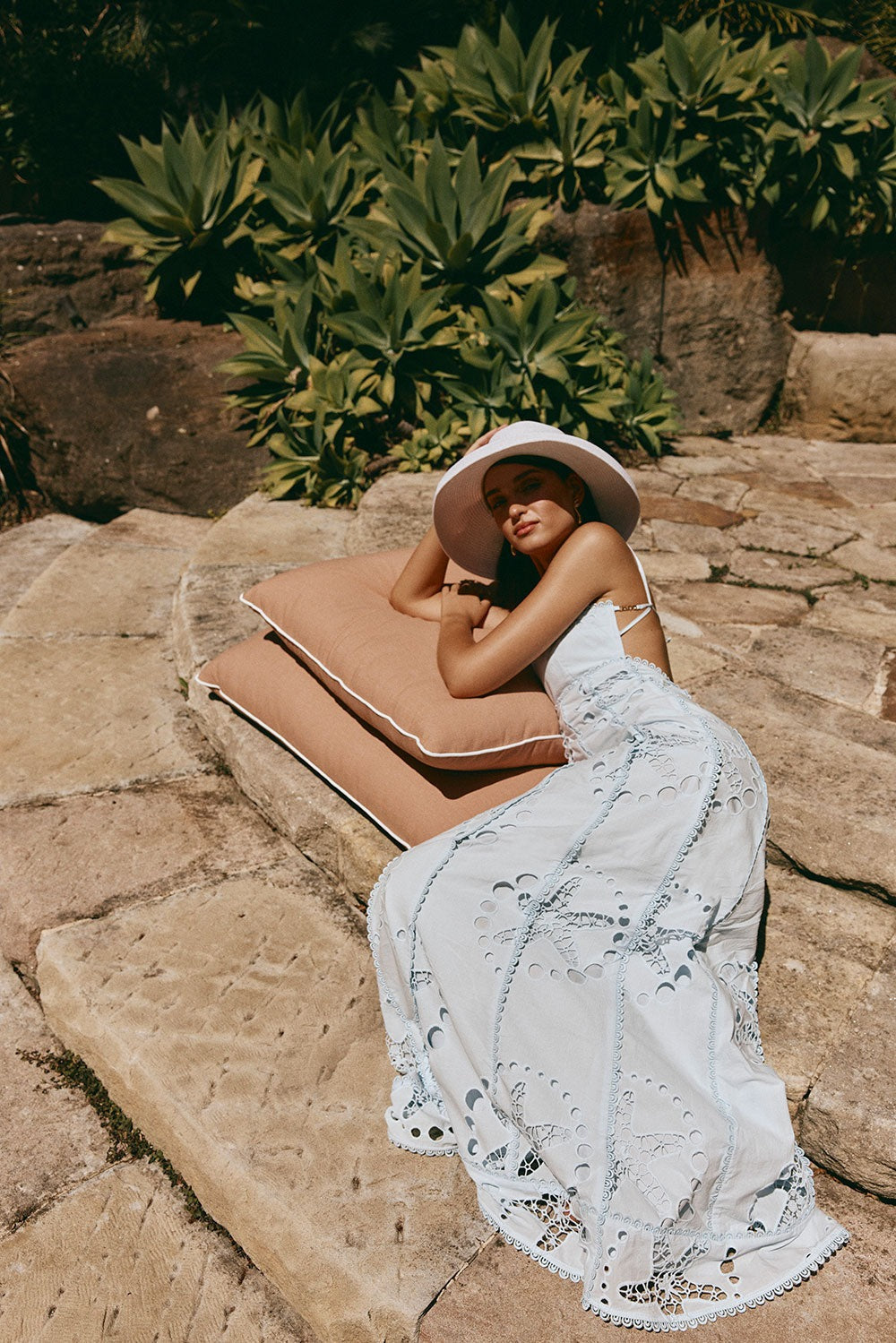 Athena Starfish Cut-Out Maxi – Seafoam White
