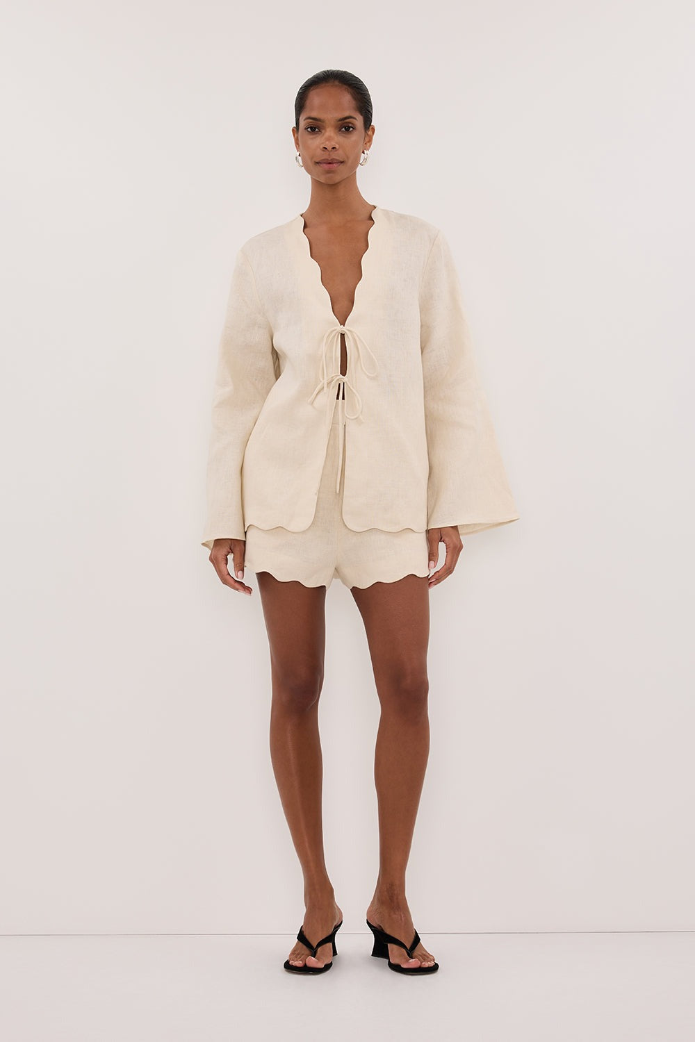 Lela Sandstone Linen Set