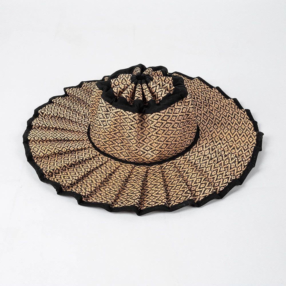 Horizon Foldable Sun Hat – Chevron Honey