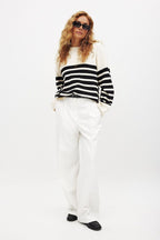 Round Neck Striped Knitted Sweater