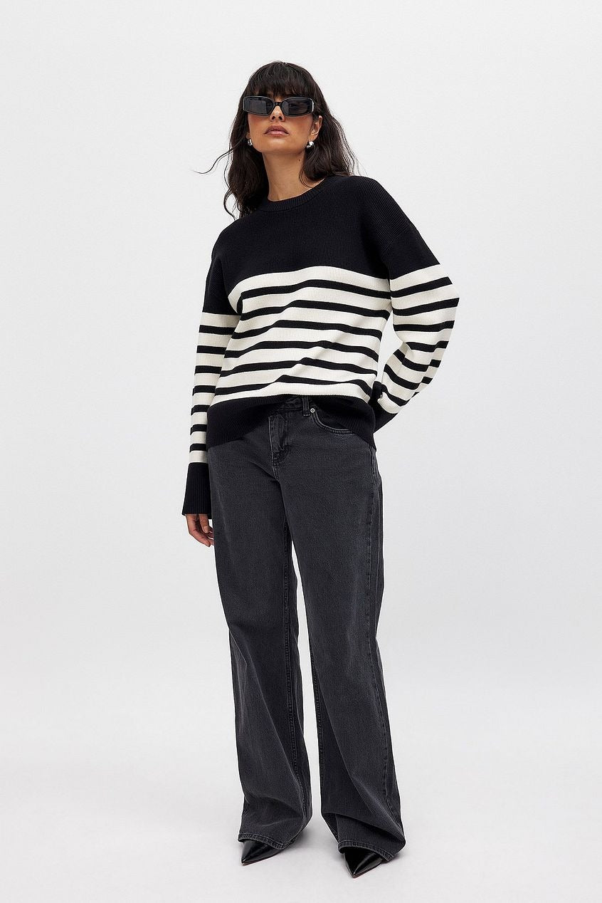 Round Neck Striped Knitted Sweater